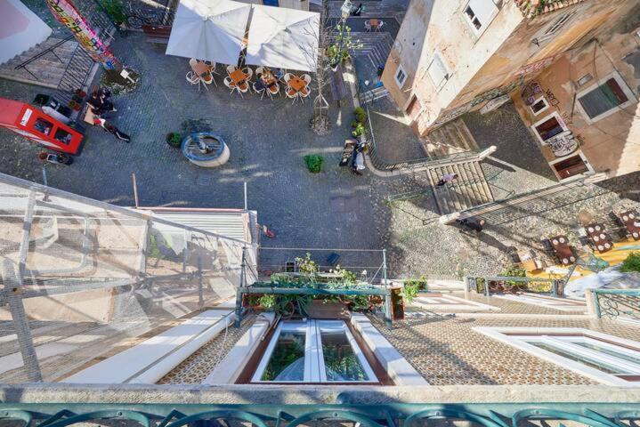 Central & Calm With Great View Lisbon Bagian luar foto