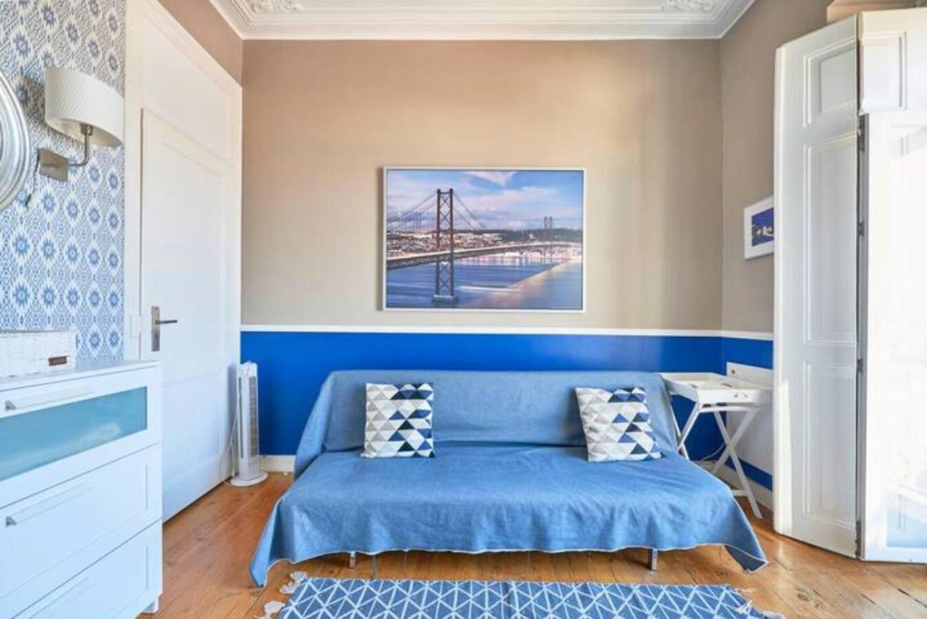 Central & Calm With Great View Lisbon Bagian luar foto